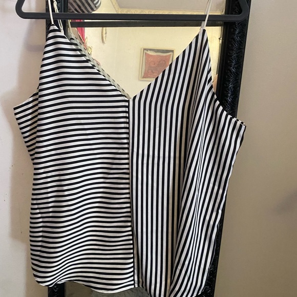 Express black & white stripe cami, size XL - Picture 3 of 4